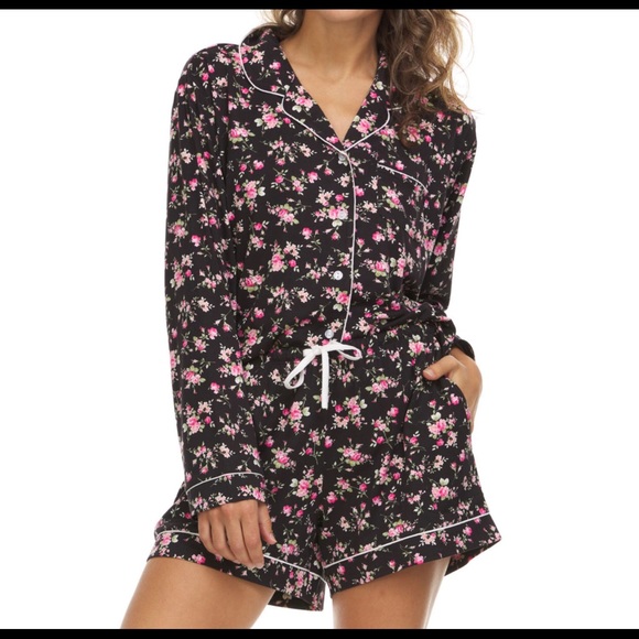 🆕 Flora Nikrooz Notch Collar Shortie PJ’s, Black Floral - Picture 4 of 8